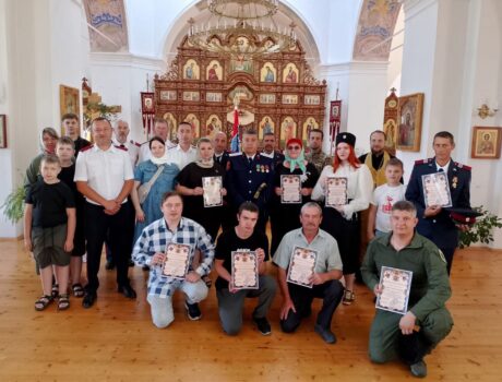В казачьем храме Святителя Николая Чудотворца села Николаевка прошло верстание казаков Вейделевского ХКО